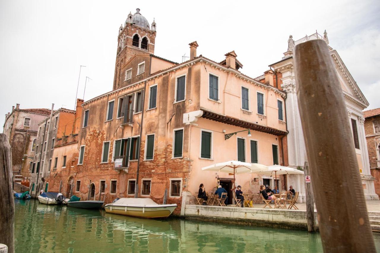 Tintoretto Venezia Esterno foto