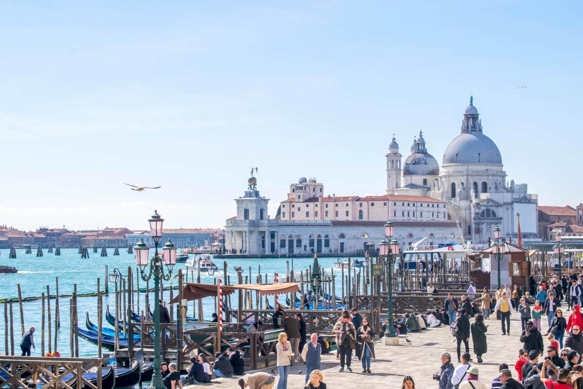 Tintoretto Venezia Esterno foto