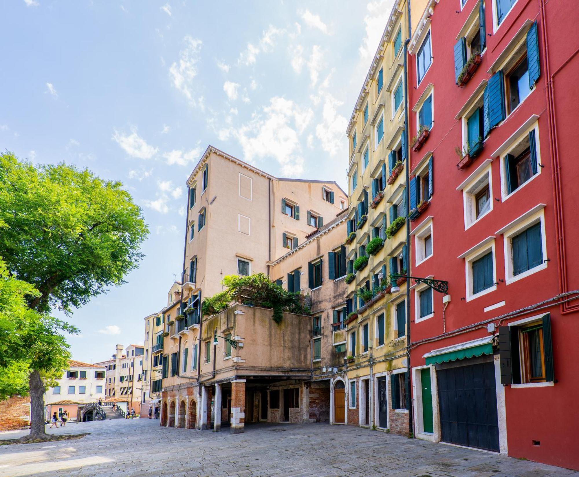Tintoretto Venezia Esterno foto