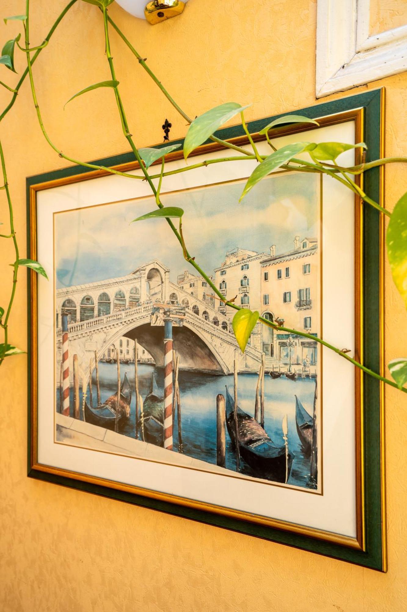 Tintoretto Venezia Esterno foto