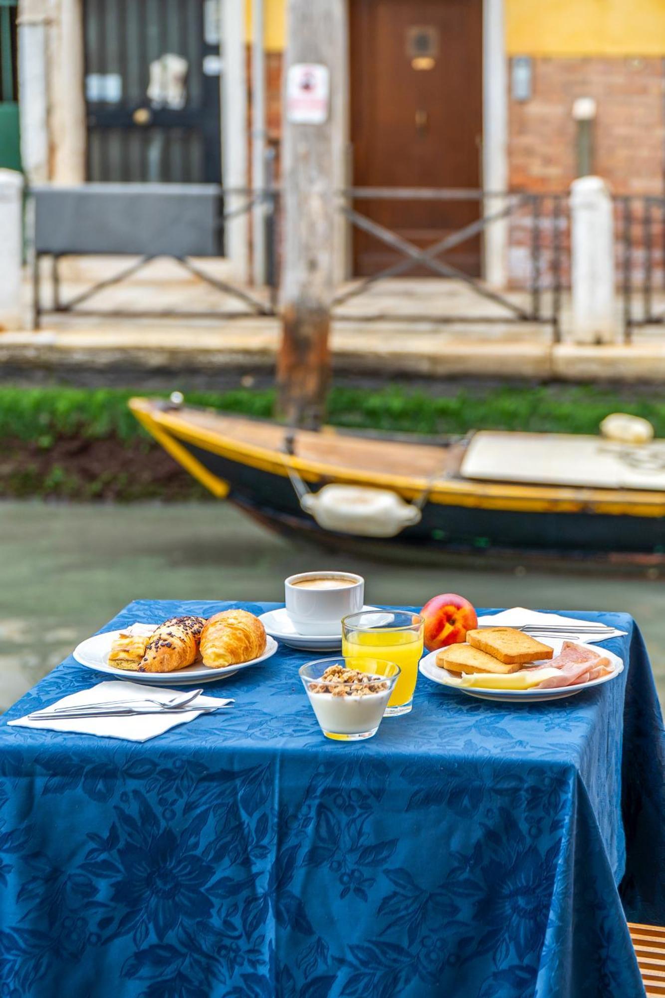 Tintoretto Venezia Esterno foto